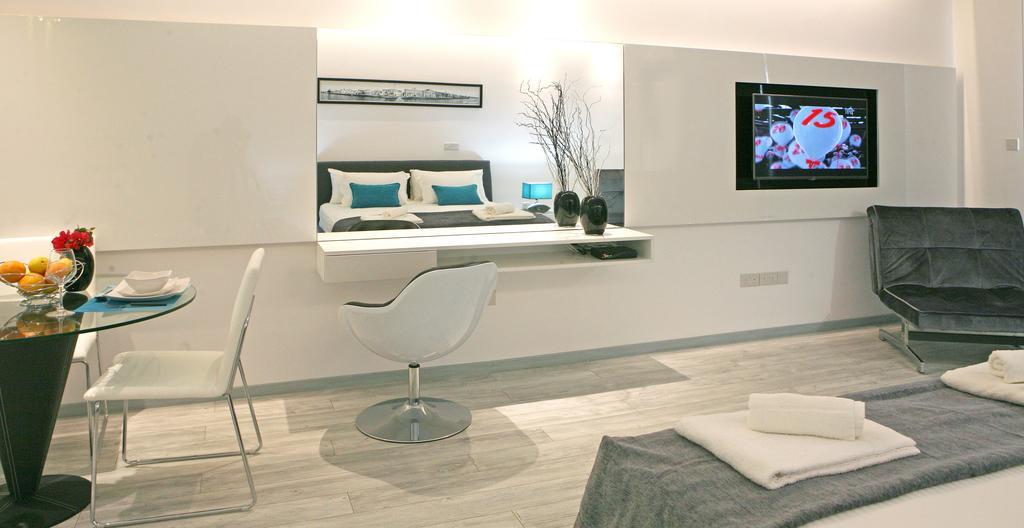 Corina Suites & Apartments Limassol Habitación foto