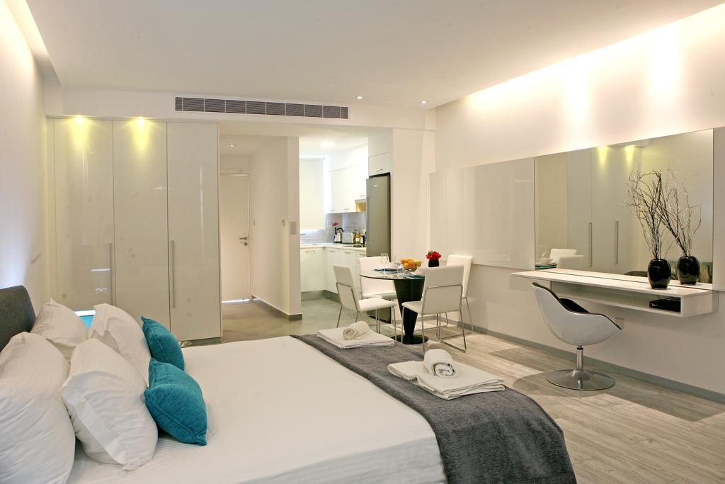 Corina Suites & Apartments Limassol Habitación foto